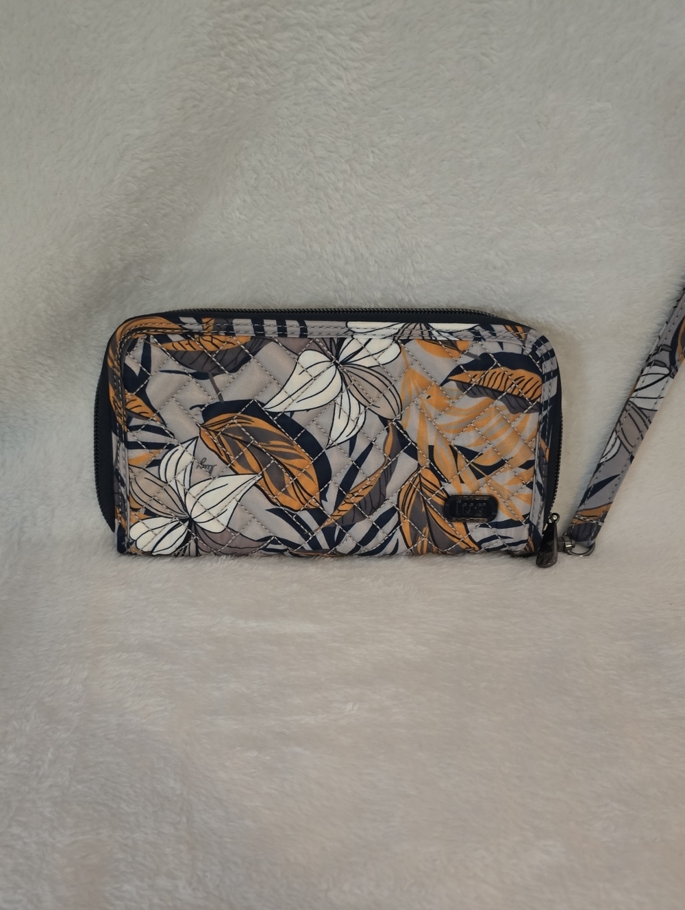 lug Quilted Floral Wristlet in Navy, Mustard & Cream